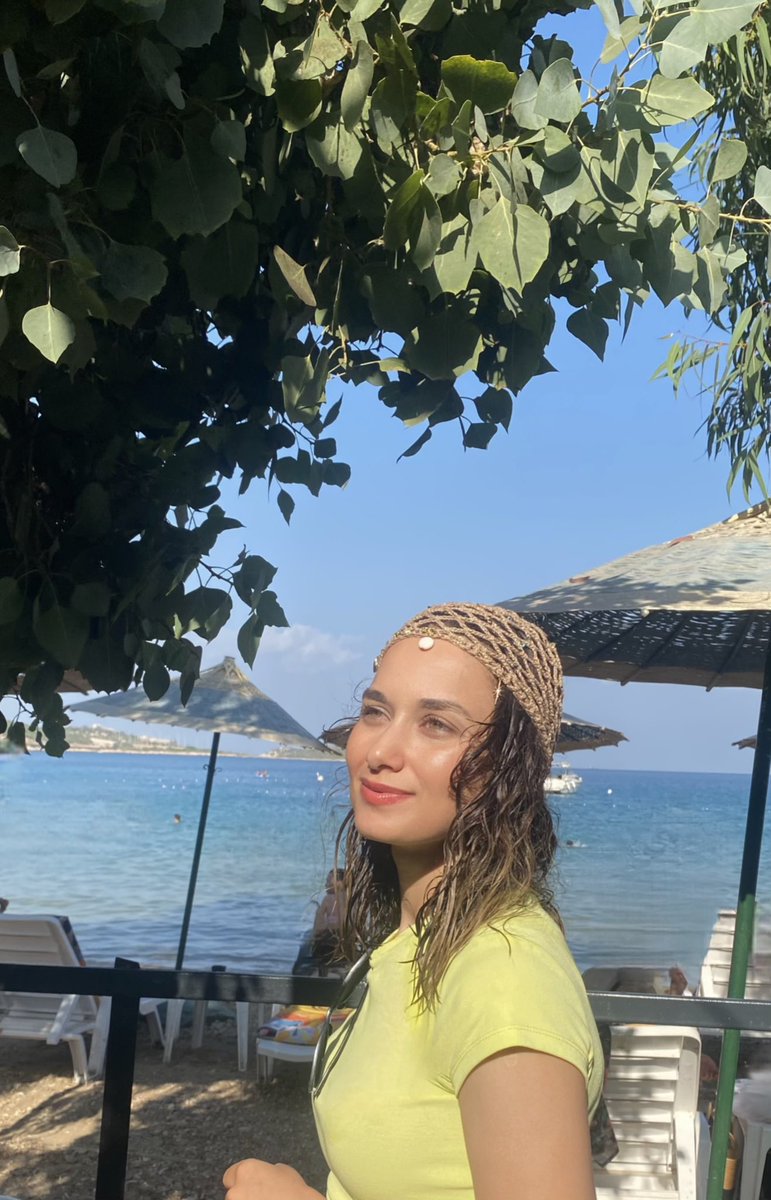 serifesafaa's tweet photo. Galiba Teoman’ın dediği o yaz, bu yaz. ☀️
Bir hissi var… Güzel şeyler olacak gibi. https://t.co/WC2rxzL0Gw