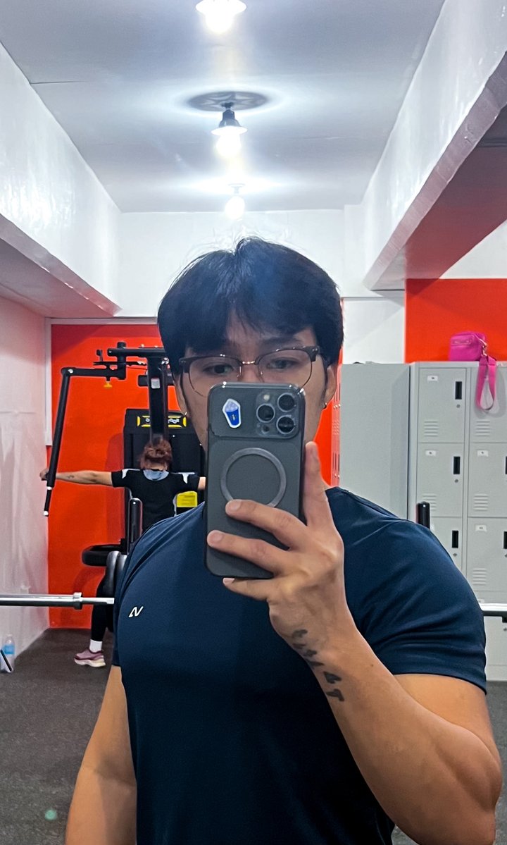 not2early's tweet photo. 💦💪 https://t.co/t0OOQRdpZV