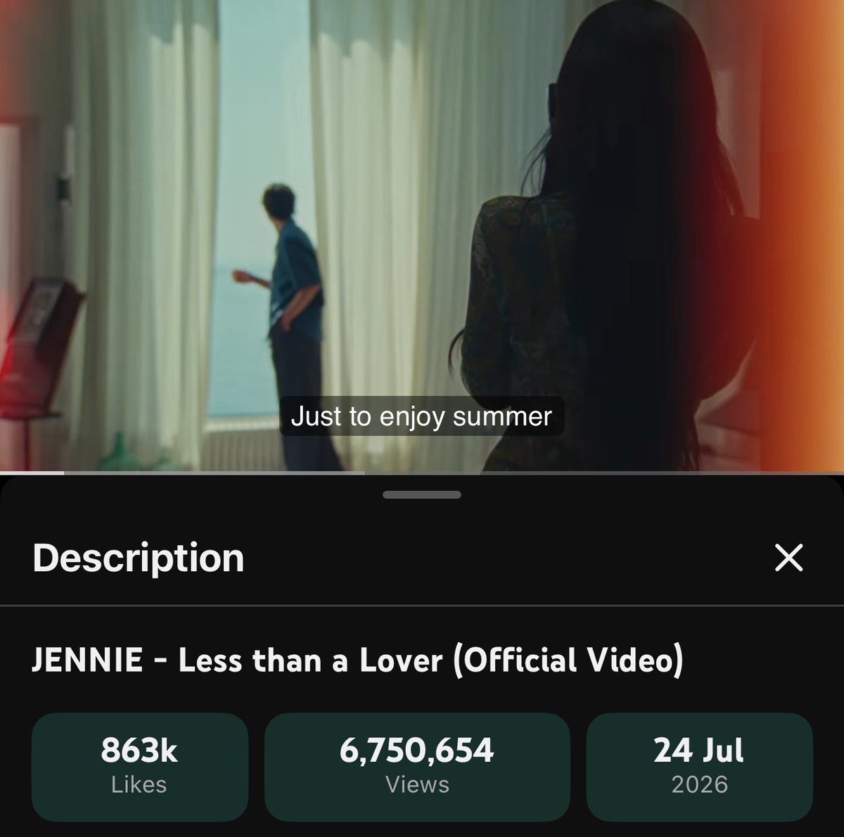 p1nks4vage's tweet photo. nearly 1 million likes??? she’s the most organic artist ever actually 😭 https://t.co/HZLKF33XWN