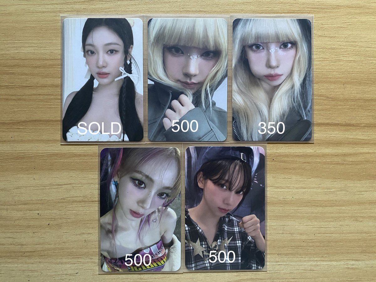 tonrinas's tweet photo. wts lfb karina pc ph

all in good condi
payo / 1 week dop 

wts lfb ph go karina ningning winter giselle album selca selfie armageddon my power target my world starriver pob pb ver tingi fs vce ld apple music dmm everline ktown4u makestar sm appmus kt4 ld https://t.co/e3fSMYP2BW