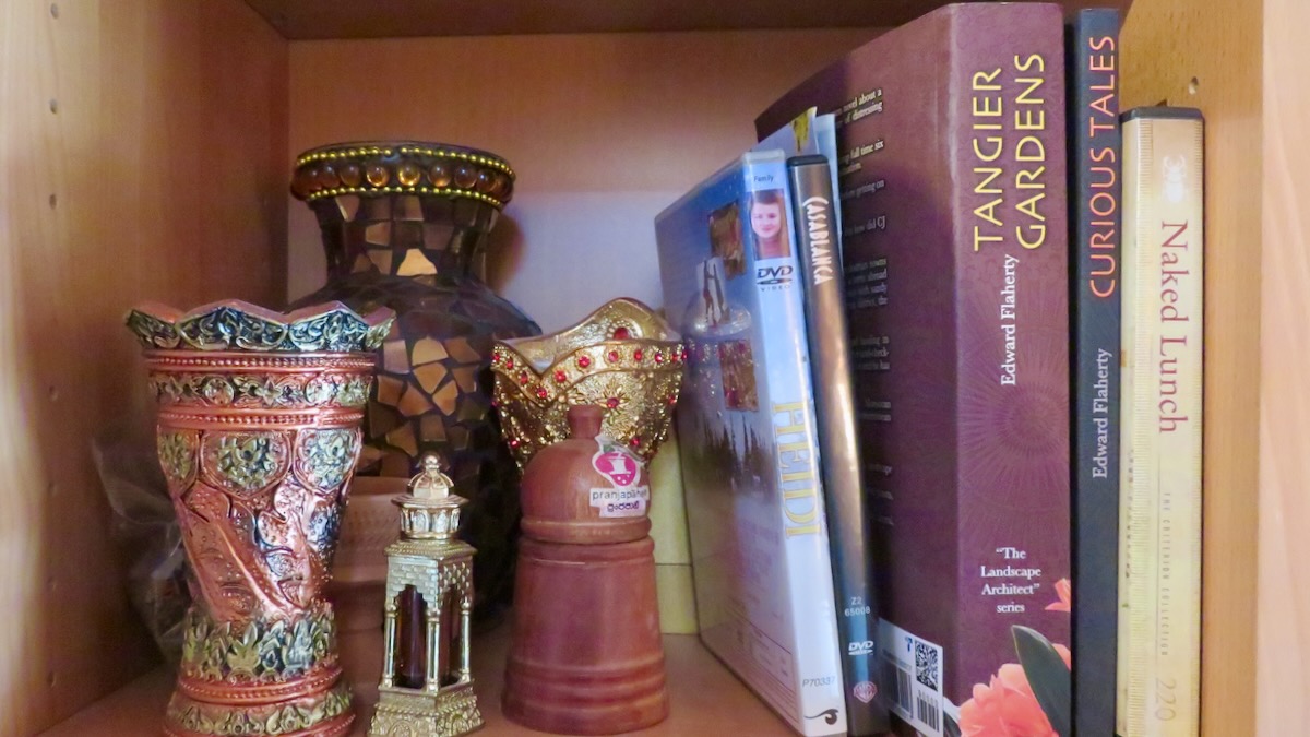 FlahertyLandscp's tweet photo. My Books
I write travelogue adventure spiced with low fantasy landscape stories, set in exotic geographies, about people, seeking portals on strange journeys, who have unusual, captivating and inspiring interactions with plants, gardens and landscapes... https://t.co/J8gEbUn9kb