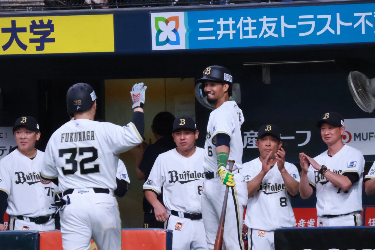 munenofan_'s tweet photo. ゴンゾー今期1号おめでとうありがとう〜⚾️🌟✊🏻
#福永奨
#宗佑磨
#Bs2026 https://t.co/0k2rLMTwJq