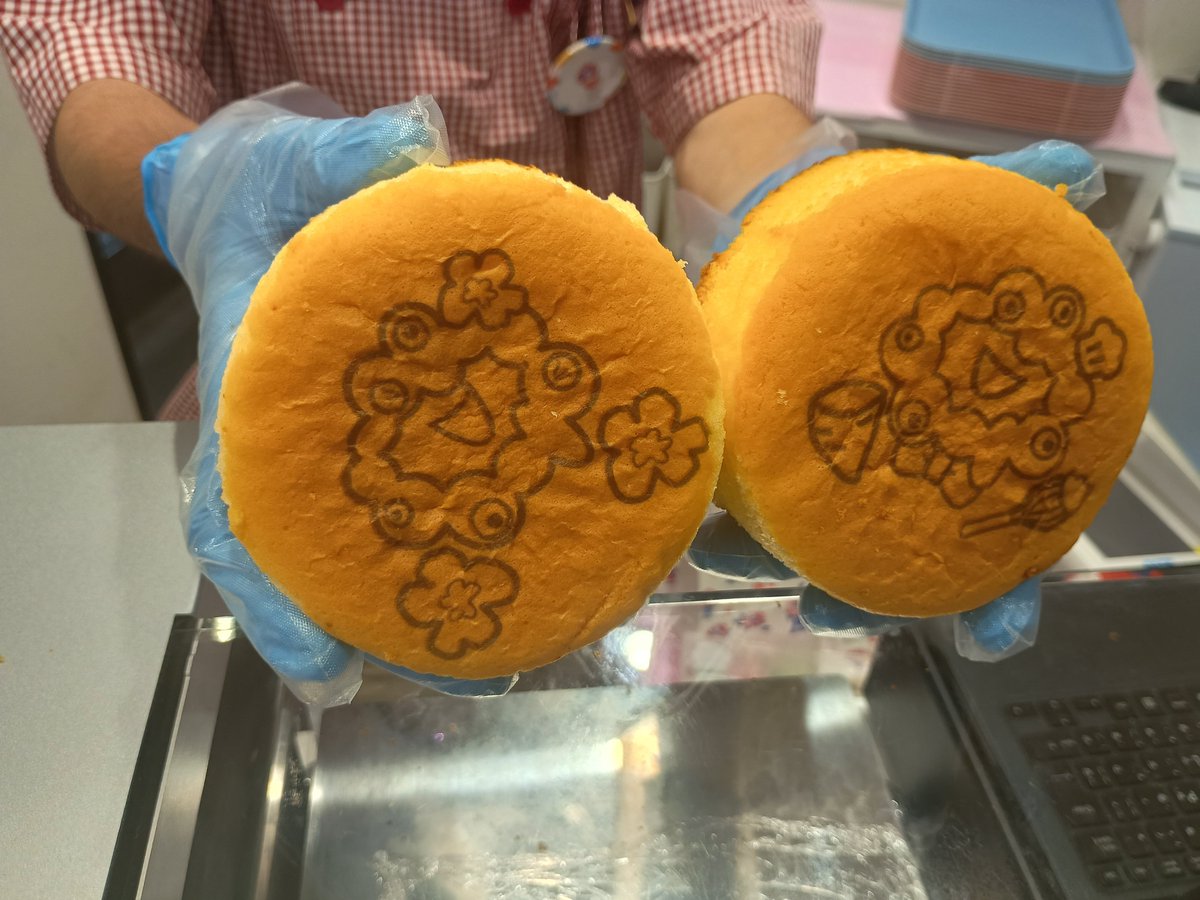 doukana25's tweet photo. ミャクミャクカフェへ！ 今日は38℃の猛暑☀️＆天神祭の影響もあってか、以前より空いていて快適でした😊 予約時間どおりに入店できてよかった！

今回2回目でしたが
かなり楽しめました
ありがとうございます😊 https://t.co/UN9QtpvJWZ