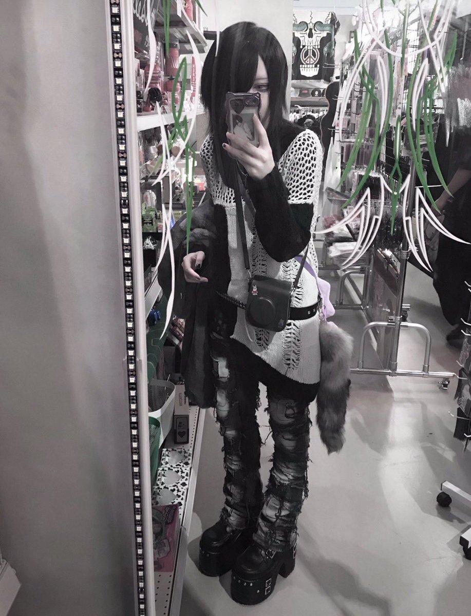 knxuux's tweet photo. 戻りたい https://t.co/JeDMmM5gX6