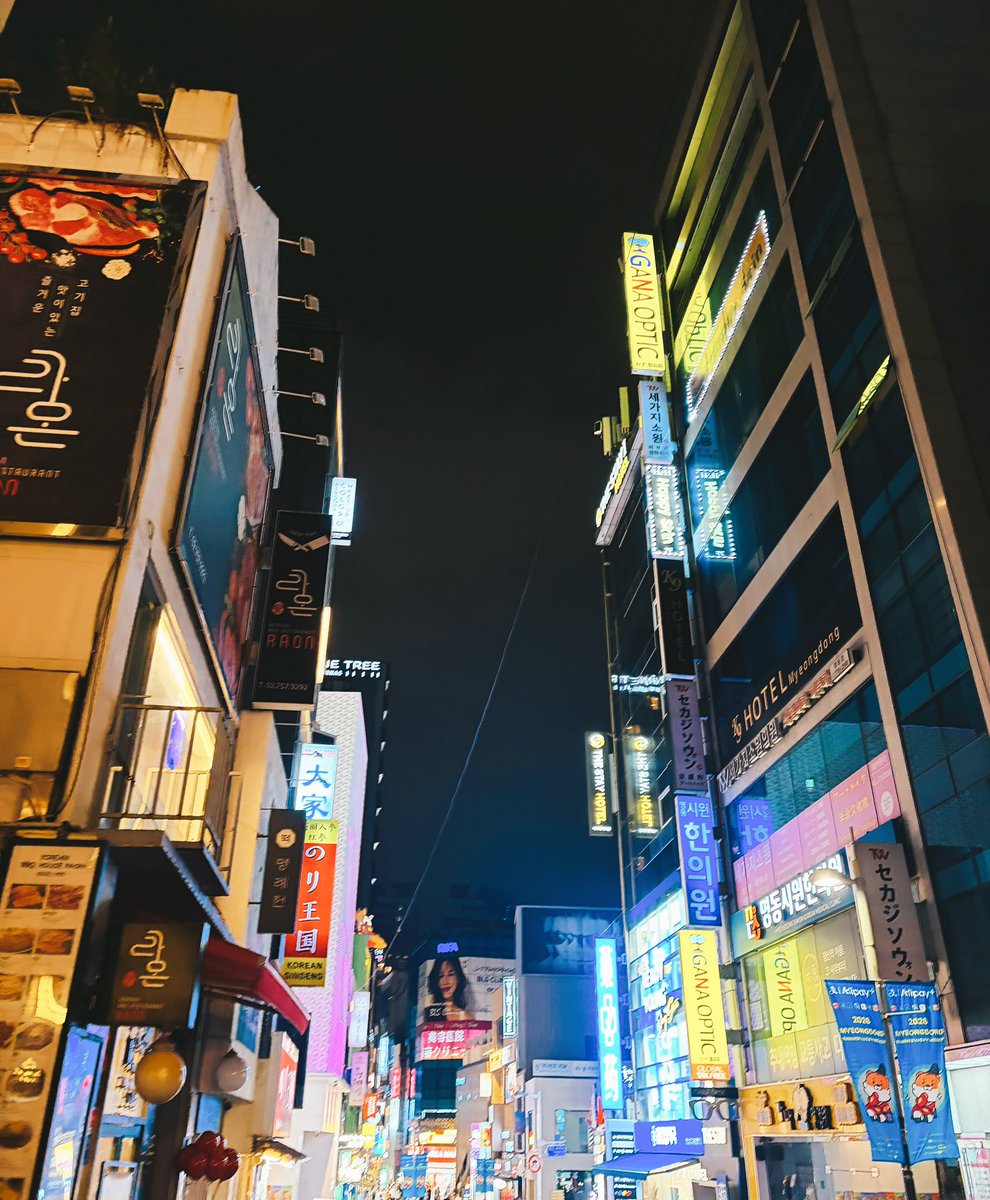 pupeco_sb's tweet photo. 今回も韓国楽しかった〜🇰🇷
はしゃぎ過ぎたのが風邪？でダウン中だけども…欲しいものも買えて食べたいものも食べれたから悔いはない！ https://t.co/kEutLSjo5J