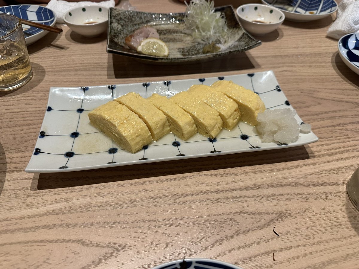 KAFEORE456's tweet photo. 卵焼きバカ美味くて感動した https://t.co/bMtsMXXNNS