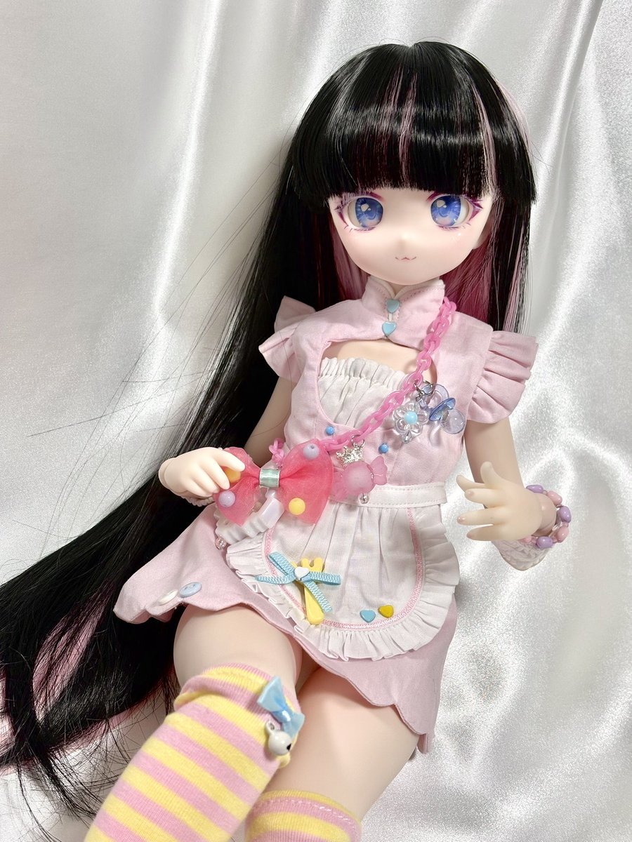 ボディチェーン？のモデルさんしてもらってる こちらまたヤフオクで