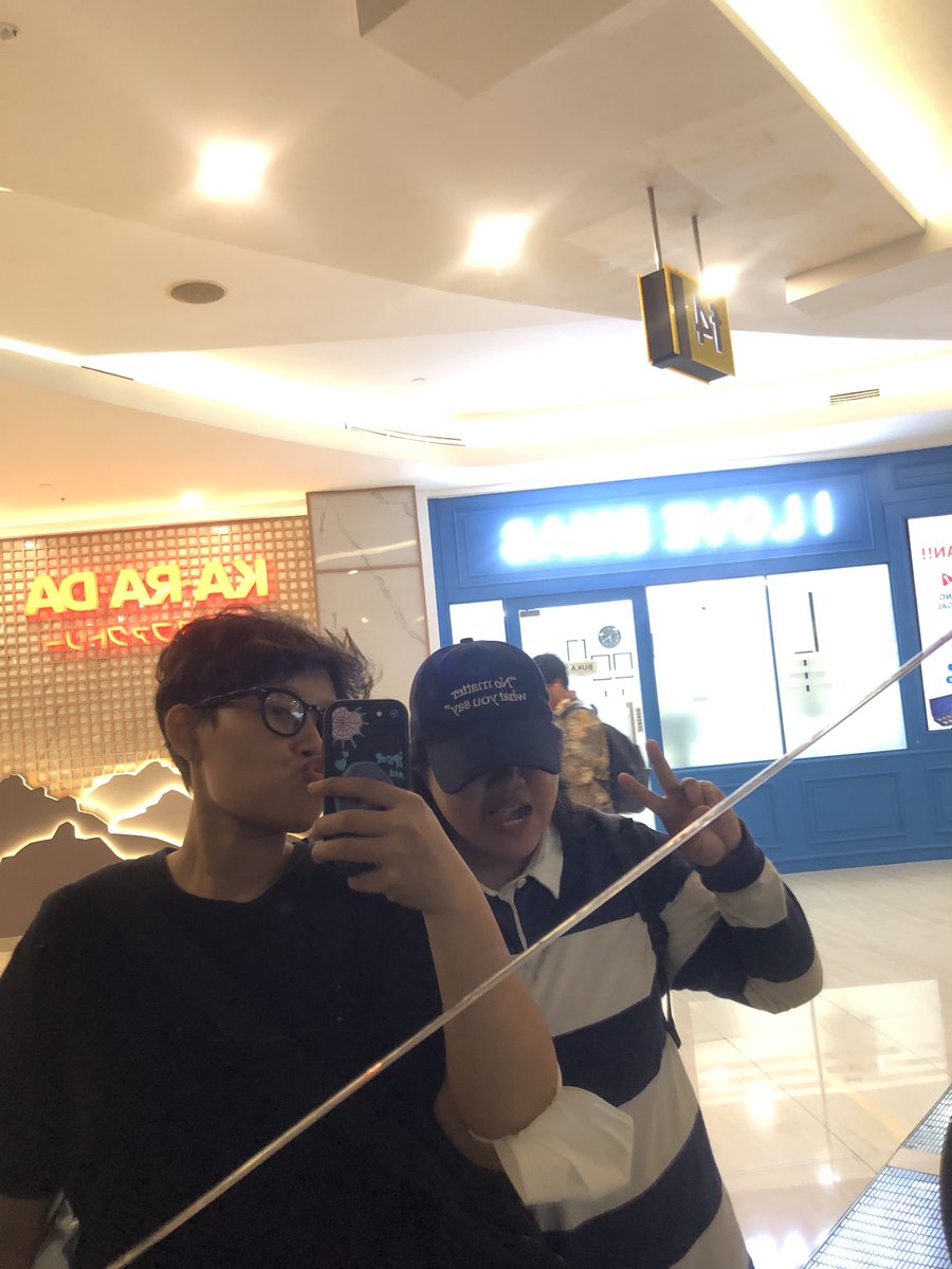 datoyoo's tweet photo. hari sibuk. https://t.co/HHg7ZYJIA6