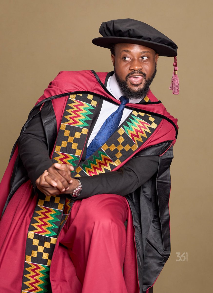 thePOE_T's tweet photo. #DrChrisAtadika #PoliticalMarketing @chrisatadika @ugbsofficial https://t.co/pmnB9DGcYW