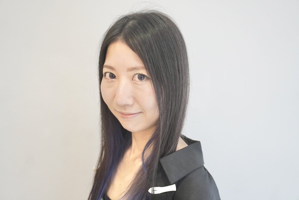 ChangeforBeaut1's tweet photo. 本日は声優を務めるモデル様の劇的大変身に密着し、撮影を行いました📷

長年伸ばしたロングヘアをウルフヘアにカットし、雰囲気が一気に変わりました💇‍♀️ https://t.co/nM6ecPsWIN