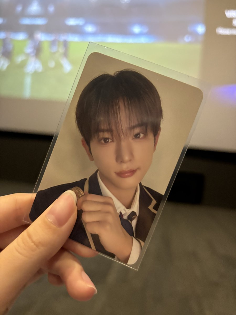 PPIZZA__DIARY's tweet photo. 브이알 사트째 https://t.co/DZbmV5QRCp