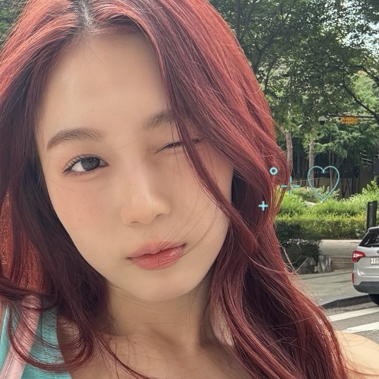 de5e0d's tweet photo. 이분도 사진 꾸미기 하시네…
귀엽네… https://t.co/8Nv4tQj0j0