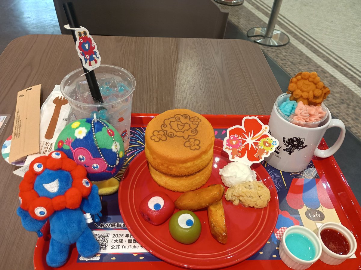 doukana25's tweet photo. ミャクミャクカフェへ！ 今日は38℃の猛暑☀️＆天神祭の影響もあってか、以前より空いていて快適でした😊 予約時間どおりに入店できてよかった！

今回2回目でしたが
かなり楽しめました
ありがとうございます😊 https://t.co/UN9QtpvJWZ