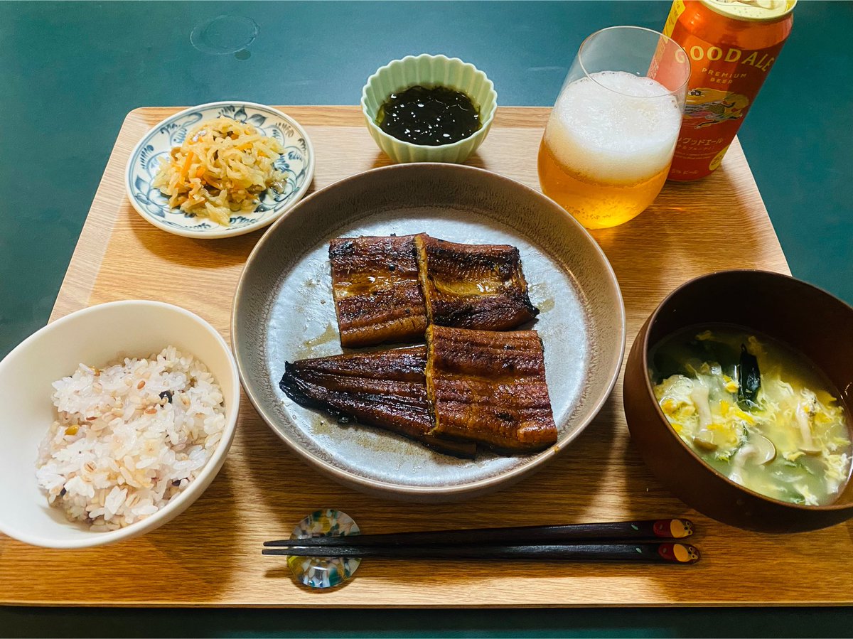 okayuinhcm's tweet photo. 夏バテ対策は食べること！ https://t.co/9sX7O4PqlI