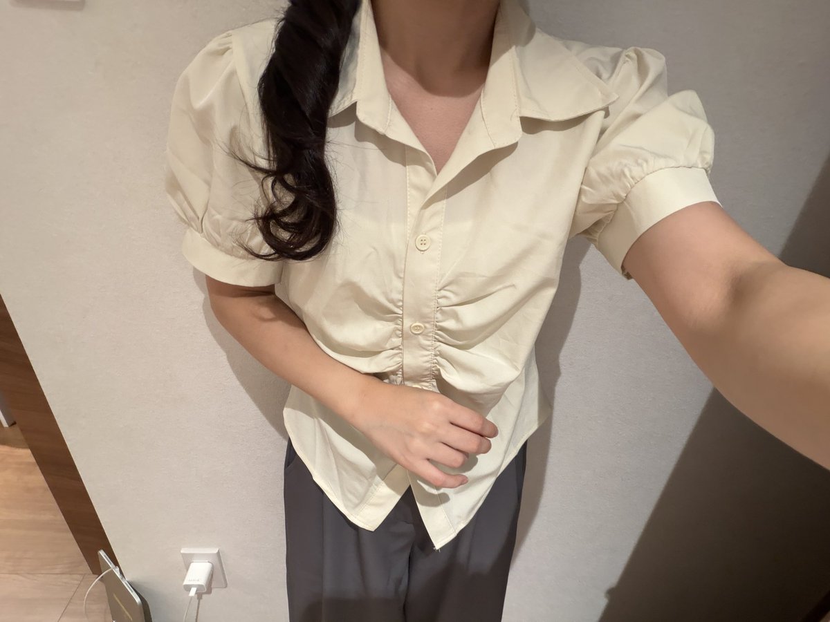 _ntk__'s tweet photo. 会社員社会人の出勤コーデ
#なっつの日常 #日常垢さんと繋がりたい https://t.co/5xMbbVdYZb