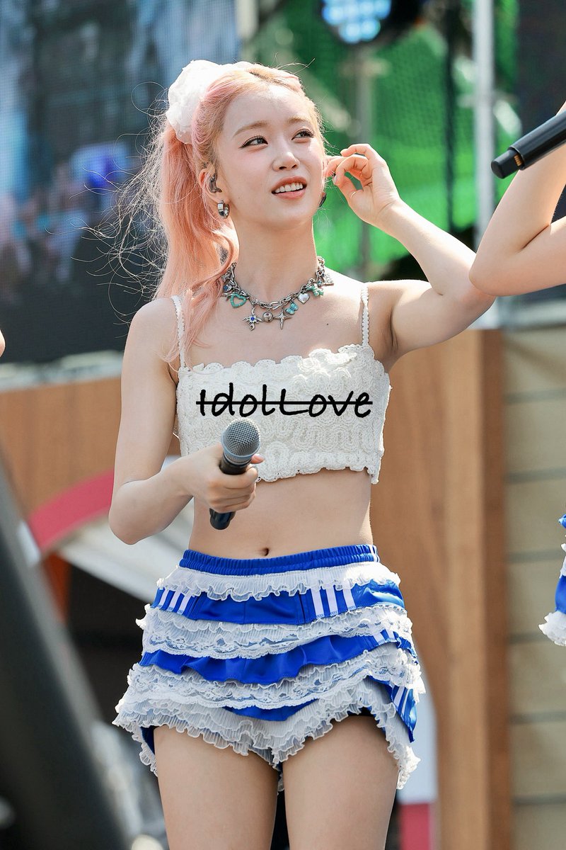 IdolLove368's tweet photo. Sumin bringing pure summer energy at Caribbean Bay 250730! โ๏ธ๐ฆ
MORE IN MY BIOโ๏ธ
#SUMIN #์๋ฏผ #STAYC #์คํ
์ด์จ #CaribbeanBay #์ํฐํํฌ #Kpop #STAYCSumin #4K https://t.co/xzFtCNxj45