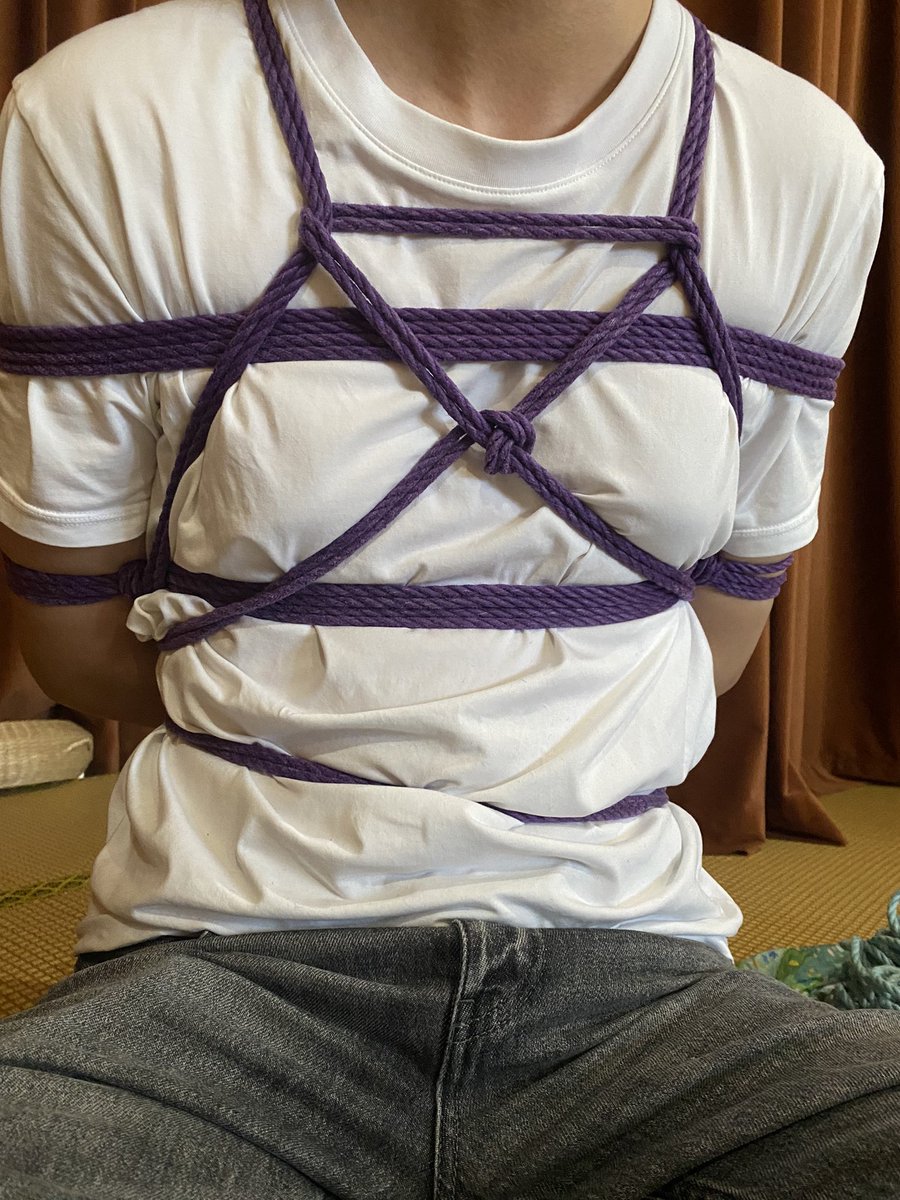 Cy1er_'s tweet photo. 还得练习
有点松松垮垮了🥲 https://t.co/OfkJgByEWh