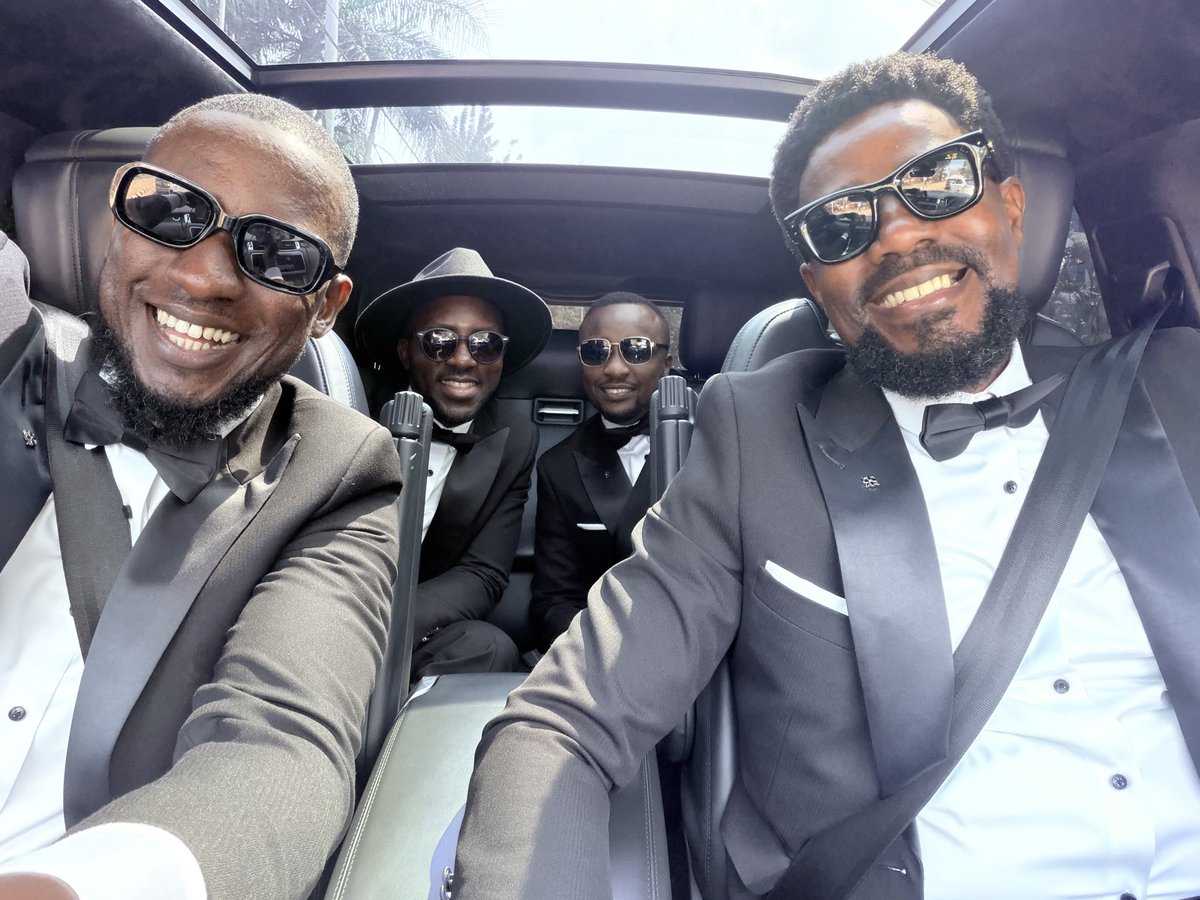 HedgeUg's tweet photo. Groomsmen duties 😎 https://t.co/YMs4YQwhHj