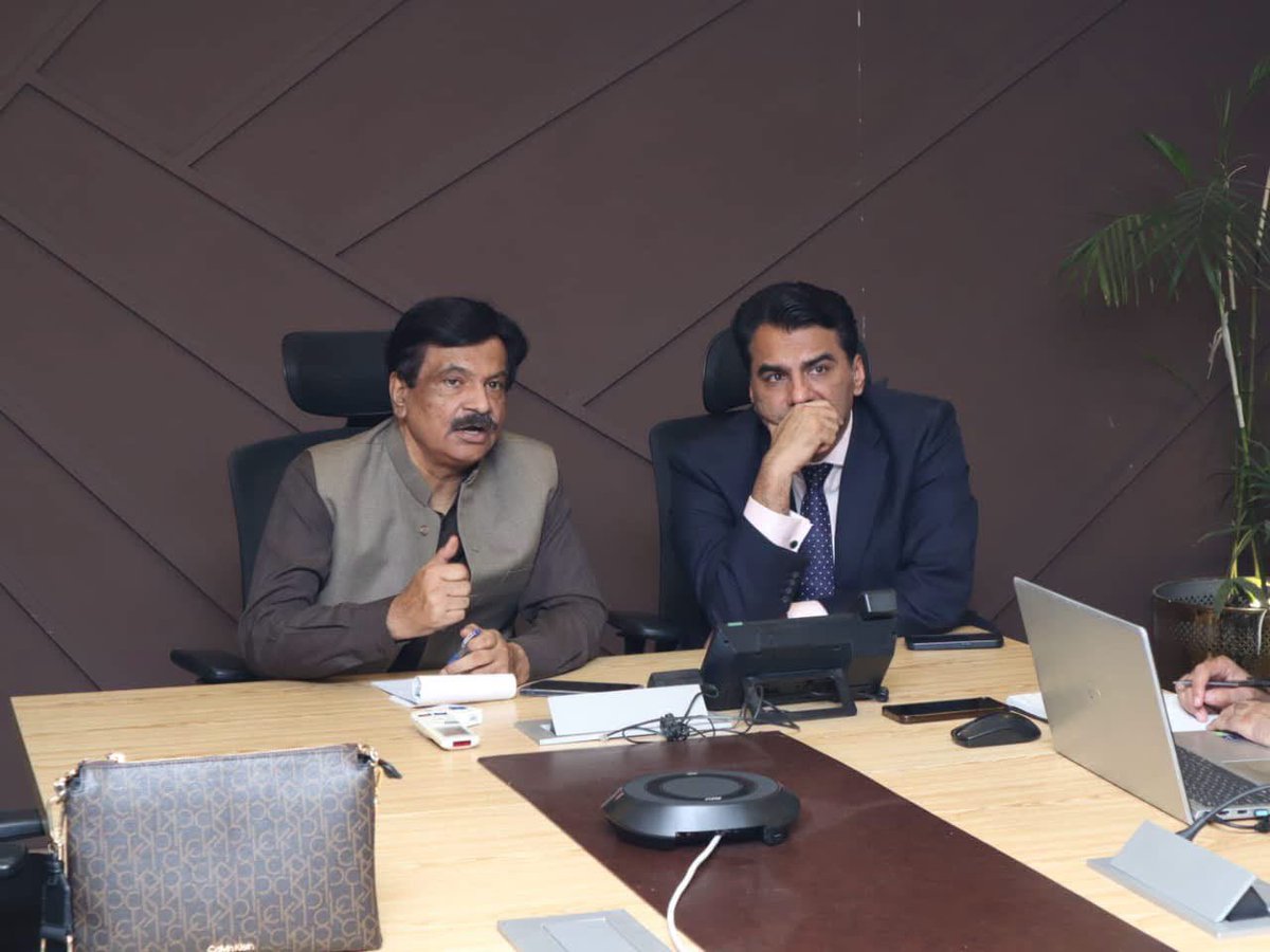 AdnanChatthapk's tweet photo. In line with the vision of PM Muhammad Shehbaz Sharif @CMShehbaz to build a skilled, productive workforce and CM Punjab Maryam Nawaz Sharif's @MaryamNSharif commitment to empowering youth through market-driven skills, Mr. Adnan Afzal Chattha, Chairperson, Chief Minister Punjab Task Force on Skill Development, met with Engr. Qamar ul Islam Raja, Chairman, National Vocational & Technical Training Commission (NAVTTC) at the NAVTTC Headquarters Islamabad.

The meeting focused on strengthening collaboration between federal and provincial institutions to advance Pakistan's skills development ecosystem, enhance youth employability, and align technical and vocational education with the evolving needs of industry. Discussions also emphasized expanding opportunities for innovation, entrepreneurship, and future-ready skills that will enable young Pakistanis to compete in the global economy.

Both sides reaffirmed their commitment to fostering stronger institutional partnerships, promoting high-quality TVET, and implementing sustainable skills development initiatives that contribute to economic growth, job creation, and national prosperity.
@NAVTTCOfficial @PSDF_official 
@GovtofPunjabPK