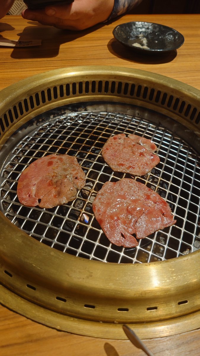 irving_2525's tweet photo. 焼肉オフ https://t.co/QT08qVbDSM