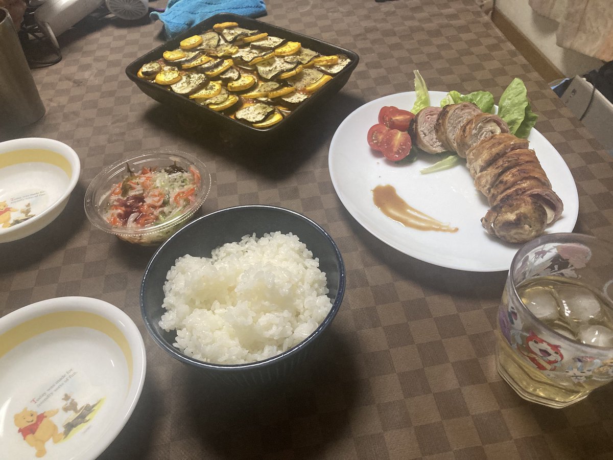 CwqDnw's tweet photo. なかなか上手くできたと思う。
一番難しかったのはコック帽作りかな https://t.co/VnOrloMpmn