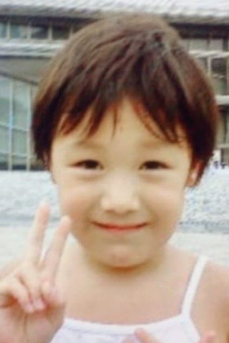 capt4inside's tweet photo. my gallery is so random. this photo has been there for who knows how long, i don't know where i got it, and i'm not even sure it's mayu. 

pero si mayu ba to??😭 https://t.co/SANdstw3r2