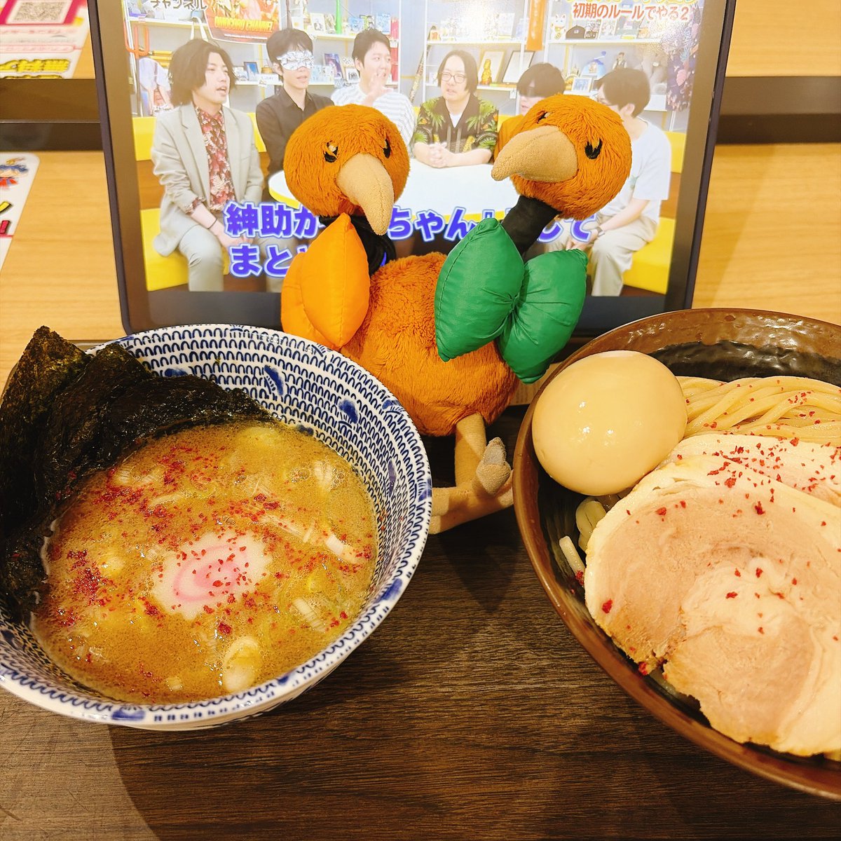 RunningDoduo's tweet photo. 今日は一年に一度の特別な日なので、トッピングを多めにしてみたぞ、ドードー。 https://t.co/Iqac5phwgl