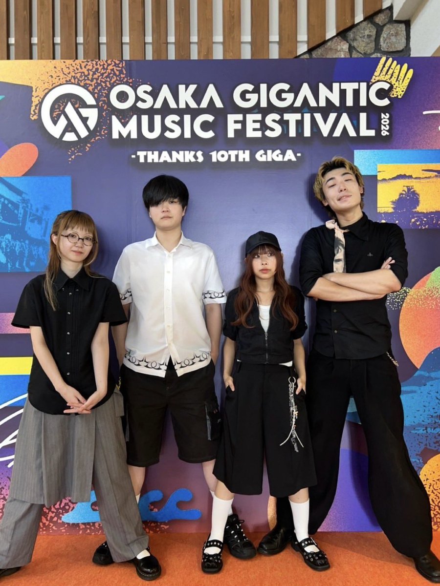 hu92__'s tweet photo. 2026.7.25（土）OSAKA GIGANTIC MUSIC FESTIVAL

ありがとうございました！

⬇️ワンマンツアーで大阪へ行きます
2027.1.30（土）at BIGCAT
🎫 https://t.co/3B44bNpGXO

#ジャイガ https://t.co/wnb51Xe2rt