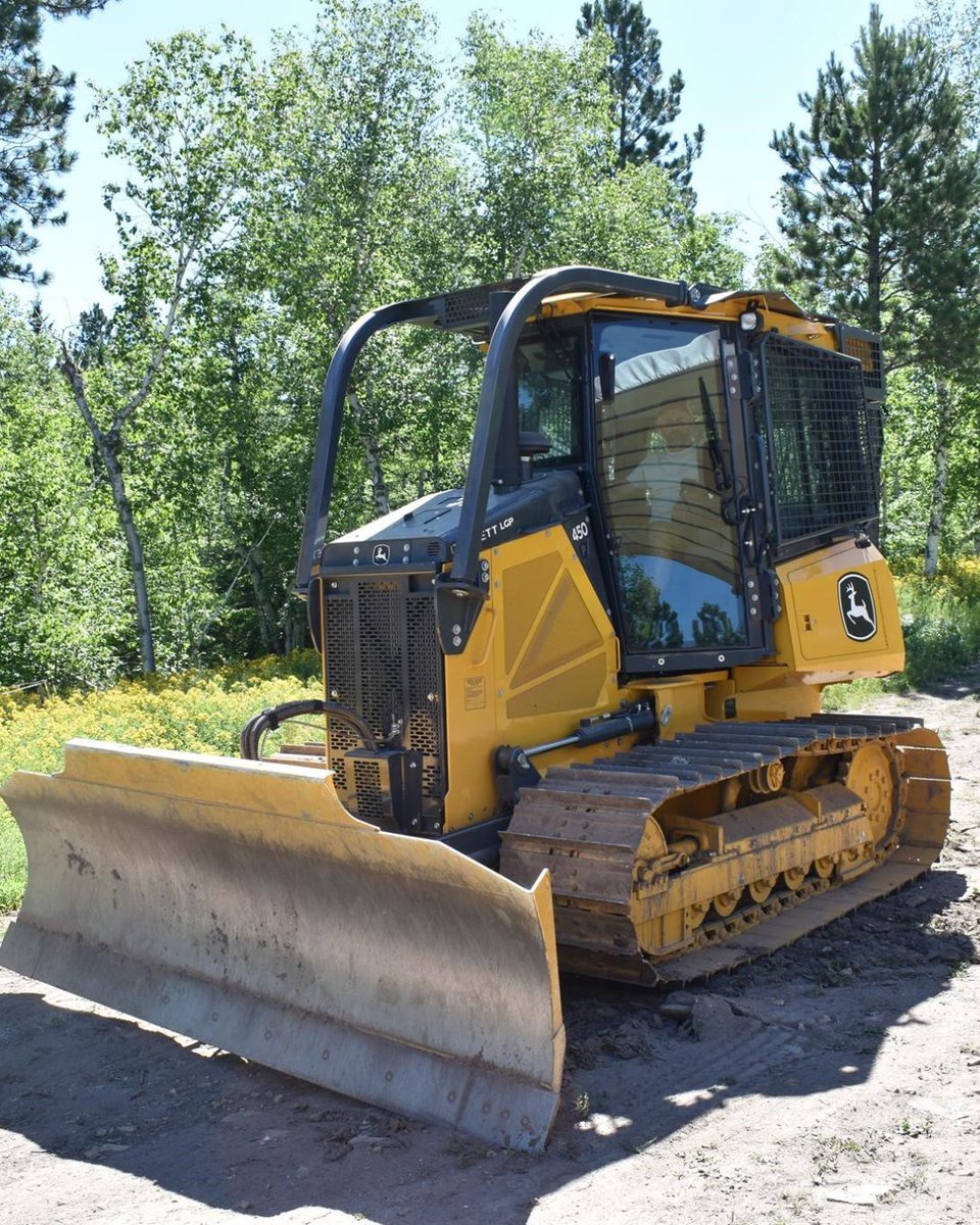 auctiontime's tweet photo. ๐๐๐๐๐๐๐๐๐๐๐๐ ๐๐๐๐๐๐๐!!
Check out this fresh lineup of construction equipment selling on AuctionTime. Bid now๐
๐ https://t.co/AXVN3BIK79
#AuctionTime #ConstructionAuction #UpcomingAuction https://t.co/h5wEI6ZOgO