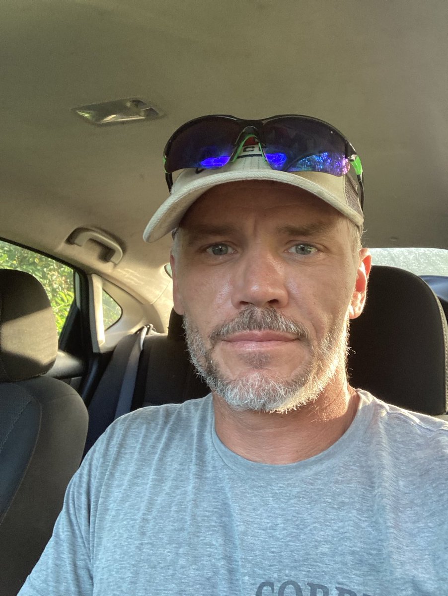Nathaniel G tweet media