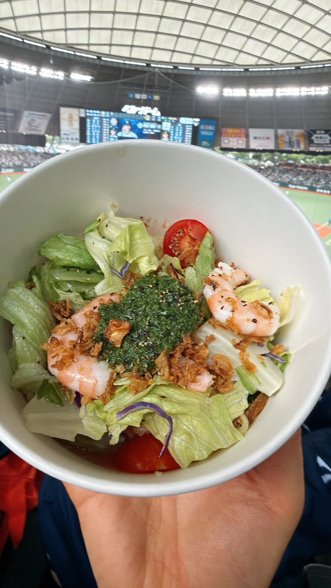 end_owata's tweet photo. 今日の #獅子まんま は西安の冷やしトマト麺
パスタみたいな味付け？美味しかったです
あんまり並んでないのもいいね https://t.co/yrTiZAy6mI