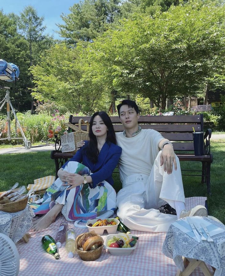 favsonghk's tweet photo. One of my favorite moments from NWABU. 💙🫶🏻
Just wanted to share these beautiful moments. 🤍

#Songhyekyo #Jungkiyoung https://t.co/OrVTDNpjqJ