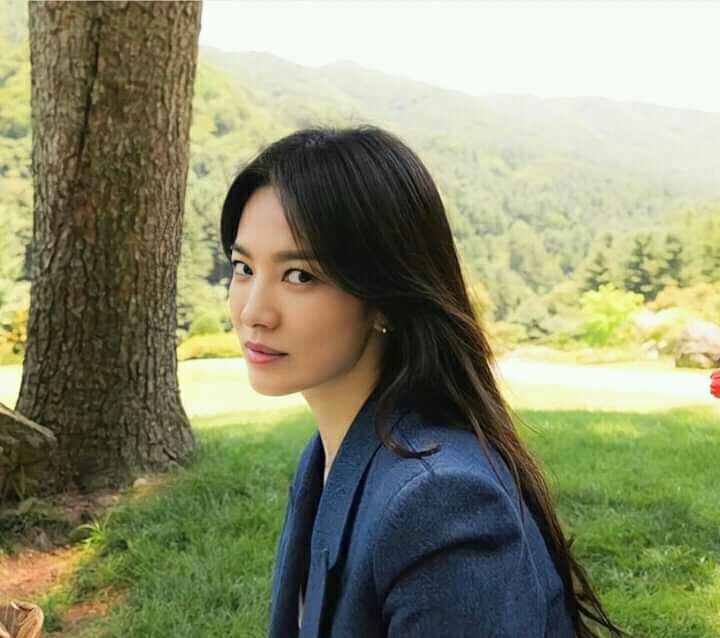 favsonghk's tweet photo. One of my favorite moments from NWABU. 💙🫶🏻
Just wanted to share these beautiful moments. 🤍

#Songhyekyo #Jungkiyoung https://t.co/OrVTDNpjqJ