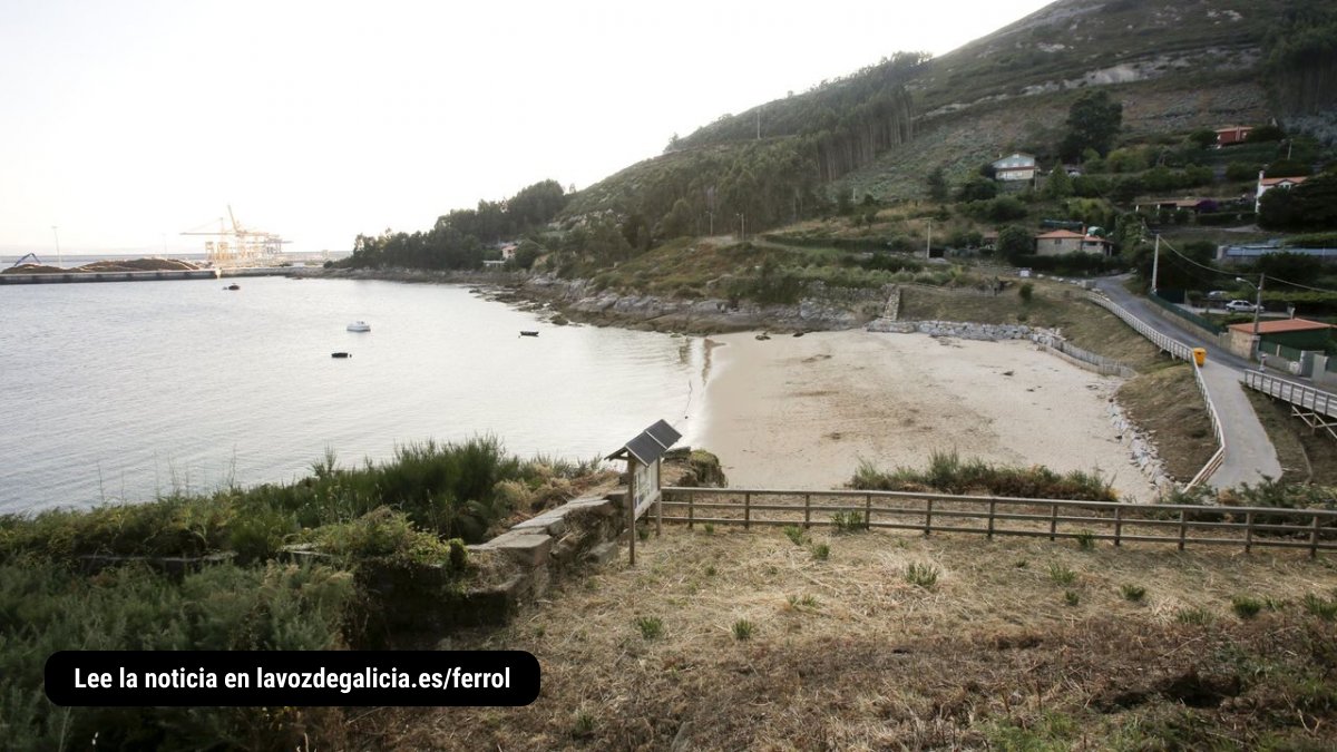 vozferrol's tweet photo. La Autoridad Portuaria renovará la pasarela peatonal de la playa de Cariño https://t.co/KCtviLydxM
