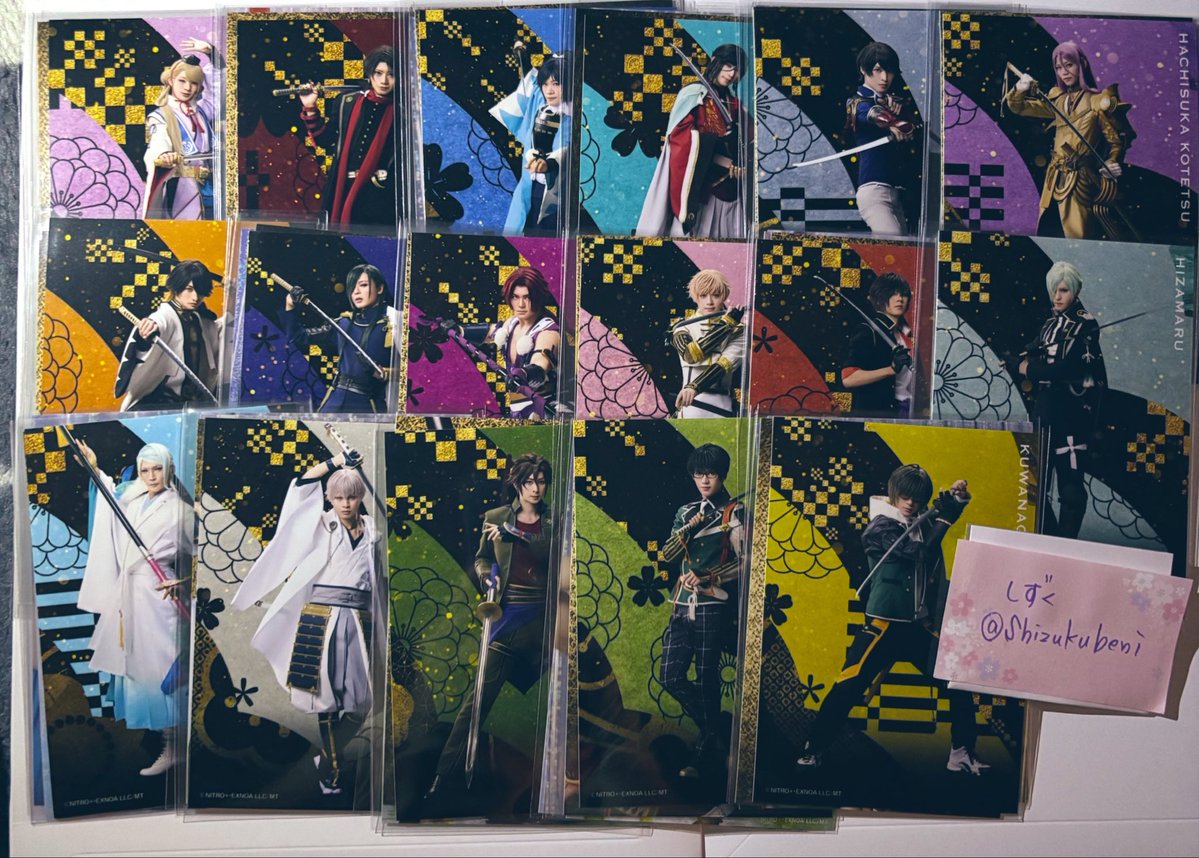 shizukubeni's tweet photo. 刀ミュ　十周年祝賀祭　ブロマイド　戦闘(2枚)ver. ライブ(2枚)ver.

譲:各4枚セットでお願いします
今剣　加州　大和守　和泉守　堀川　蜂須賀　長曽祢　　青江　蜻蛉切　物吉　大倶利伽羅　膝丸　巴形　鶴丸　御手杵　篭手切　桑名

求:800円＞明石

＊画像4枚見たい方はリプ下さい https://t.co/LLbTxaeKMW