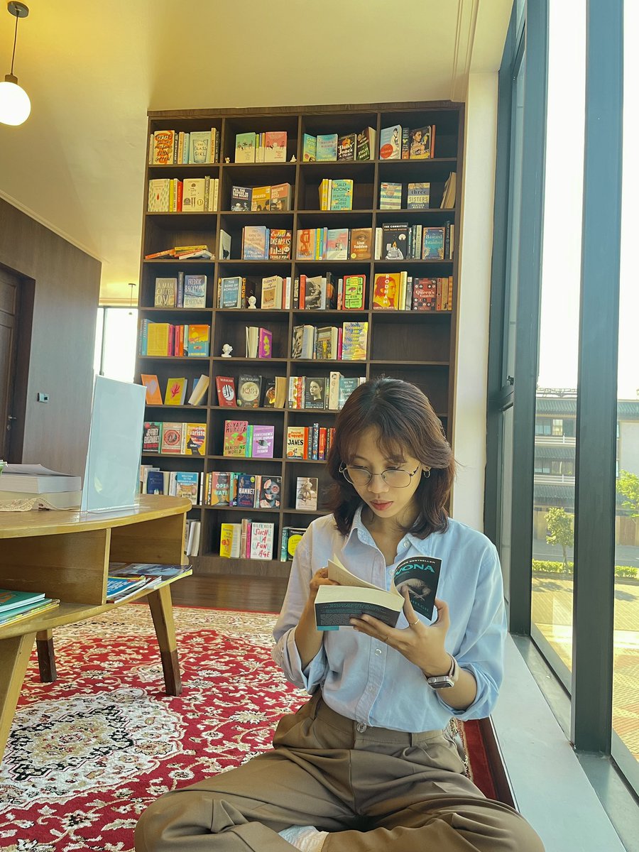 bielbiey's tweet photo. 👦 : ayang ,kita ke BBW yuk!!!
👦 : nanti mainnya bawa buku ya, soalnya ada cafe bagus!!!!
👦: bulan ini aku blm jajanin buku, ayang ada wishlist apa? 

punya pasangan yang mendukung hobby kita itu ANOTHER LEVEL OF HAPPINESS🥹💖 https://t.co/yhBdePsiIZ