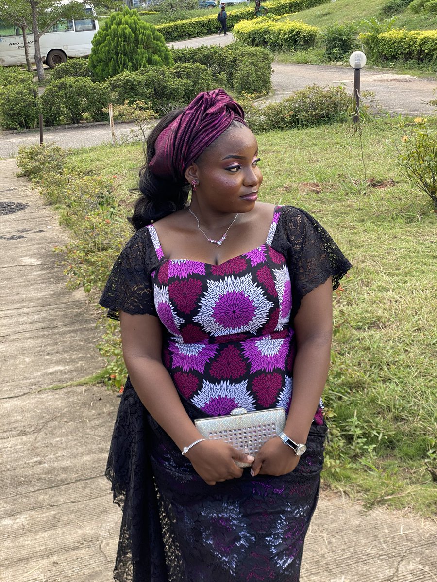 toluagbemuko's tweet photo. FYB Week, day 5✨🌸 https://t.co/XkrrFDaPMD
