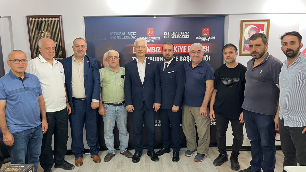 saadetzburnu's tweet photo. Saadet Partisi Zeytinburnu İlçe Başkanımız Semih Deniz ve ilçe Başkan yardımcılarımız, 
"İstişare ve Nezaket Ziyaretleri" çerçevesinde,
 Bağımsız Türkiye Partisi ilçe başkanlığına bir ziyaret gerçekleştirerek İlçe Başkanı Fahri Erdem ve yönetimi ile istişarelerde bulundular. https://t.co/Vfs67INuPa
