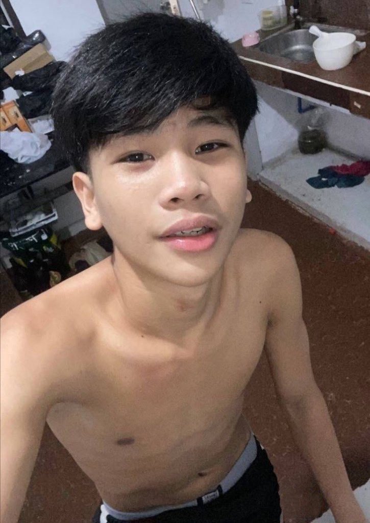InNatthid's tweet photo. ชักกับเพื่อนในห้องน้ำลองพลัดชักให้กัน น้ำพุ่งออกมาแรงมากค่ตเยอะเสียวจริงๆคู่นี้

คลิปเต็มในกลุ่ม @676rfdsd มี @ ด้าน หน้า

ลิ้งก์ไลน์ : https://t.co/DT8YSMOHAz
เทเลเเกรม : https://t.co/iVFc5HRD1N https://t.co/LKKv0awhIX