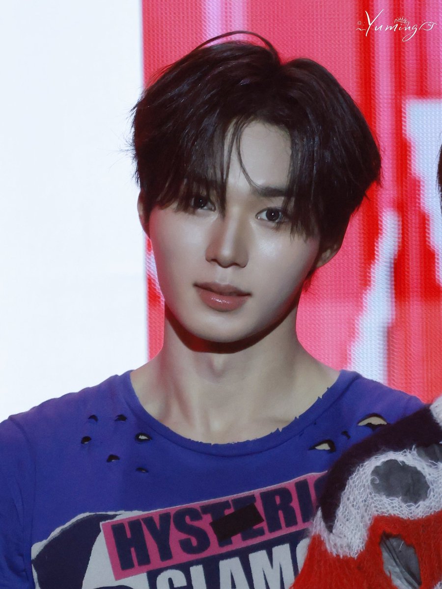yuminglu18's tweet photo. 20260725  kma 领奖
好萌啊
#김준서 #KIMJUNSEO #JUNSEO #준서
#ALPHADRIVEONE                #ALD1 https://t.co/19O4hqYUNJ
