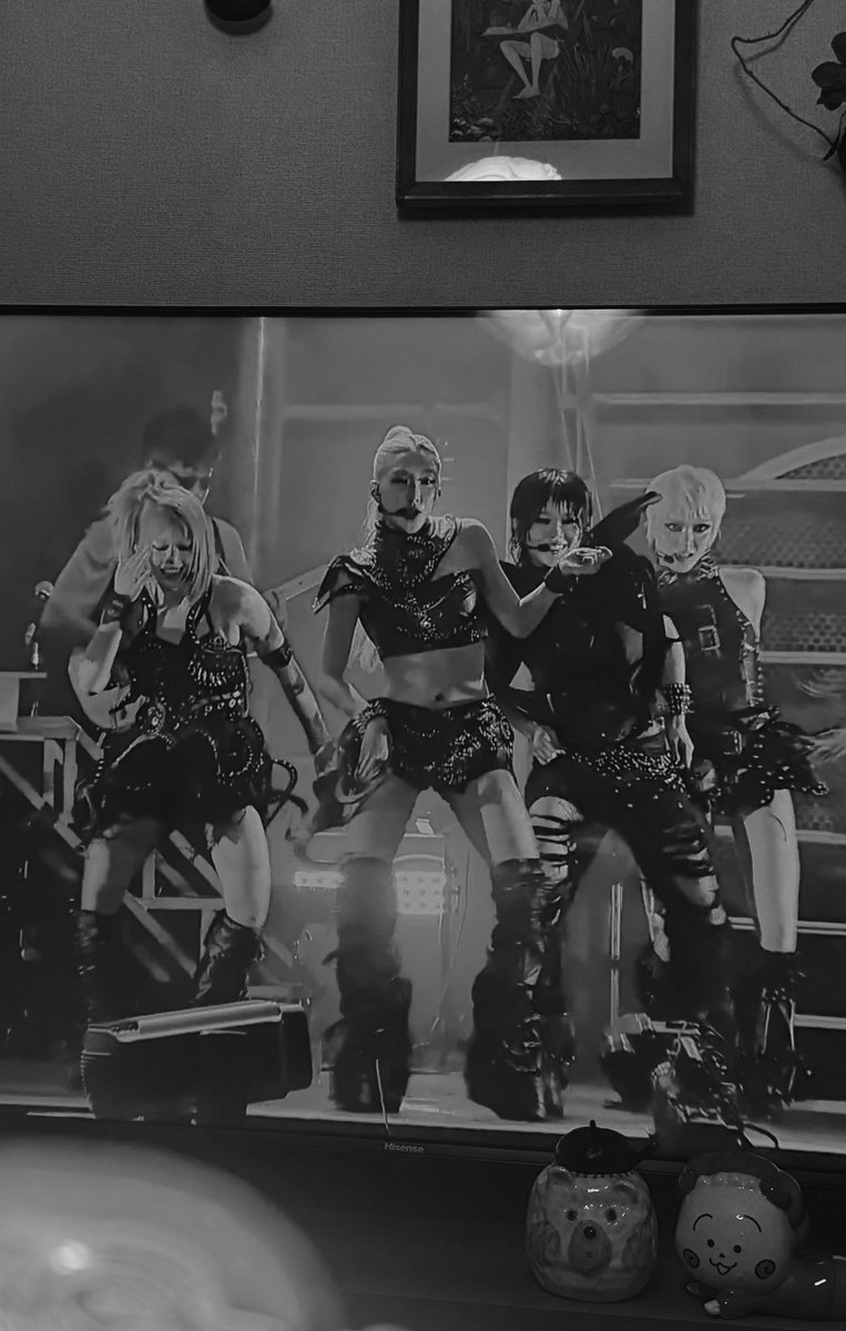 urachang15's tweet photo. XG最高！！！！
バンドセット良すぎ！カッコよすぎ！
現地ALPHAZの掛け声めっちゃ
大きくて涙でた…愛だね😭♥️♥️♥️
みんなつやつやぴかぴかで
かわいすぎたぁぁああああああ✨✨✨

#XG #XG_フジロック2026
#XG_FUJIROCK2026
#FUJIROCK https://t.co/eNK5AZcx81