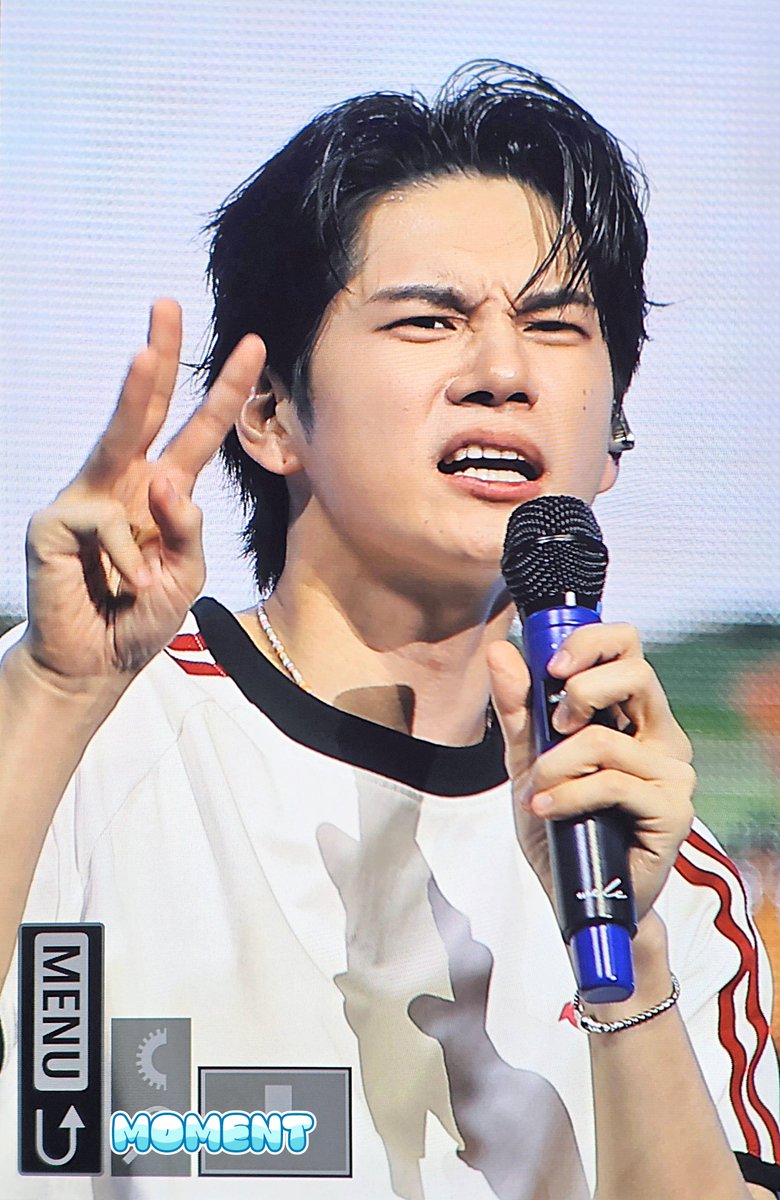 lucentemoment's tweet photo. 260725 #옹성우 팬미팅 https://t.co/0n9CmwjTrL
