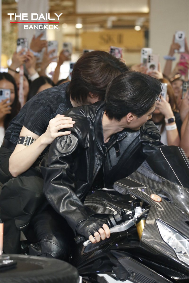 Vivianna130745's tweet photo. กุให้เลยรูปนี้ pic of the day มากกุเขินตราย https://t.co/5siWhN4hEv