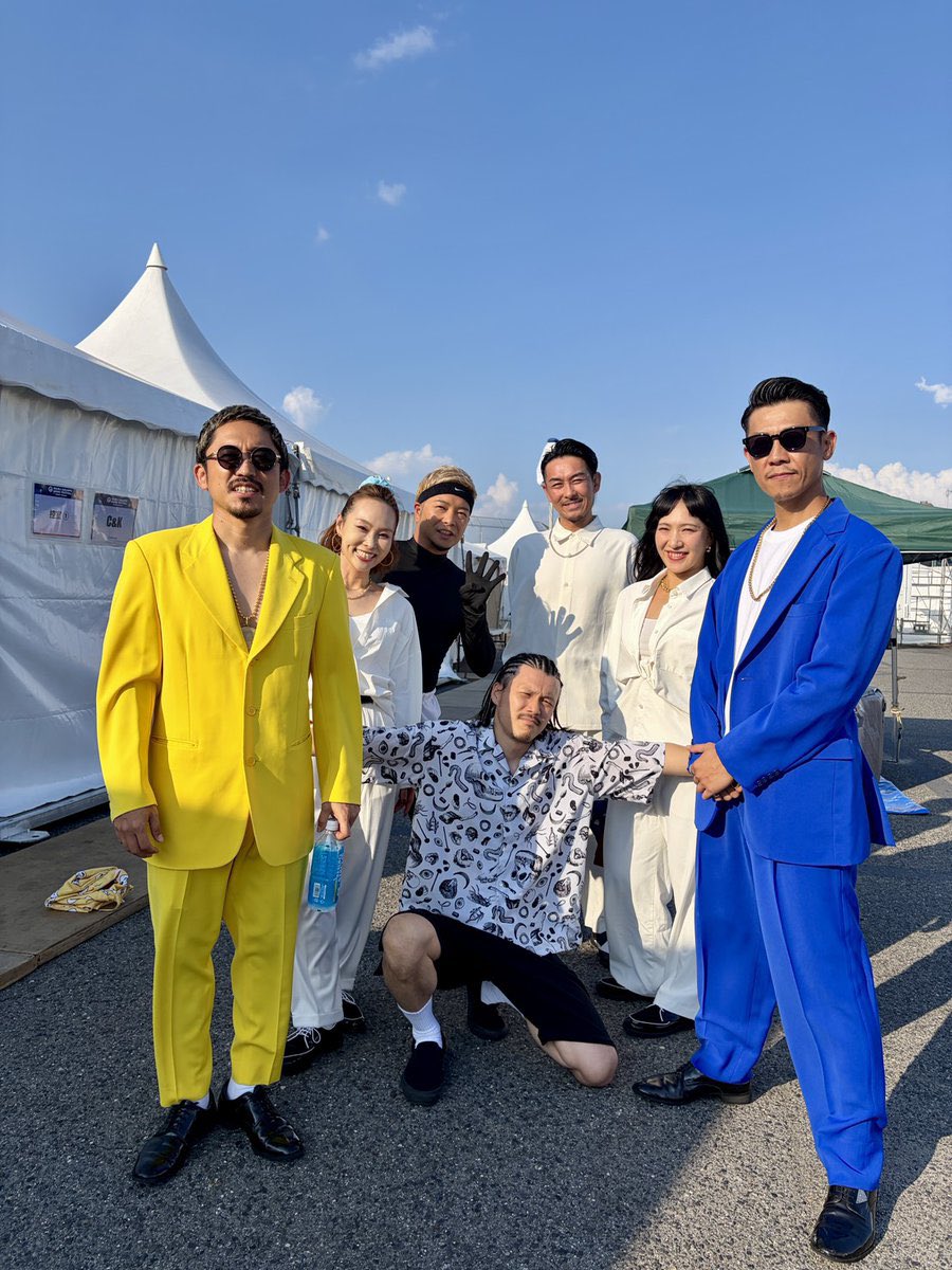 jyo46z's tweet photo. 今日見たアーティストどれも素晴らしかった☺️✨どれか一つだけ選ぶなら今日イチはC&amp;Kです🥺✨知らない曲も盛り上がってバラードも感動して涙が出るくらい温かくて好きになった😢ファンやイベント関係者の皆様に感謝していたところもグッときた🥺✨芸人みたいでおもしろい😊✨最高です😆✨
#CandK #四池 https://t.co/mFnhXkZiRt