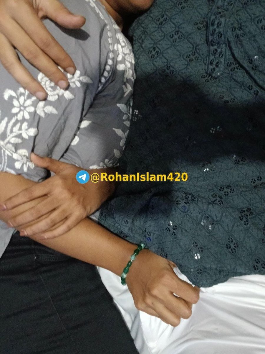 Rohanislamcpl's tweet photo. জুম্মার পর এইরকম আকাম কার কার বউ করে? https://t.co/qy2emYvk3a