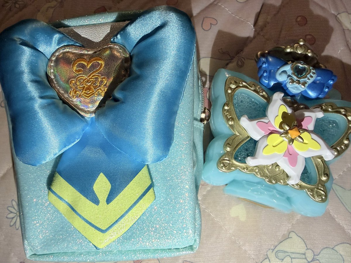 R105mika's tweet photo. エクレールのプリティホリック！
色が可愛すぎてやばいし匂いも好みだった！大切に使う https://t.co/AKDrV28cXk