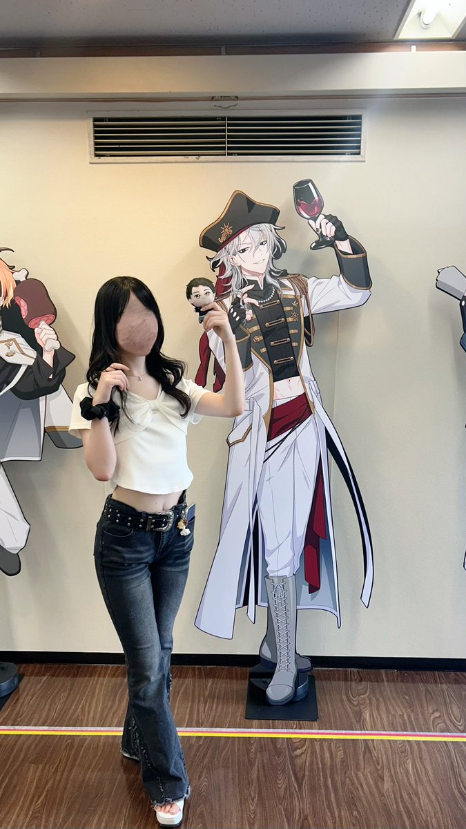 to13_lc's tweet photo. ﾏﾂｨを握りしめてアニカフェ行ってきた(🫵🏻 ᴖ ̫ ᴖ)♡ https://t.co/iWQQysrTGC