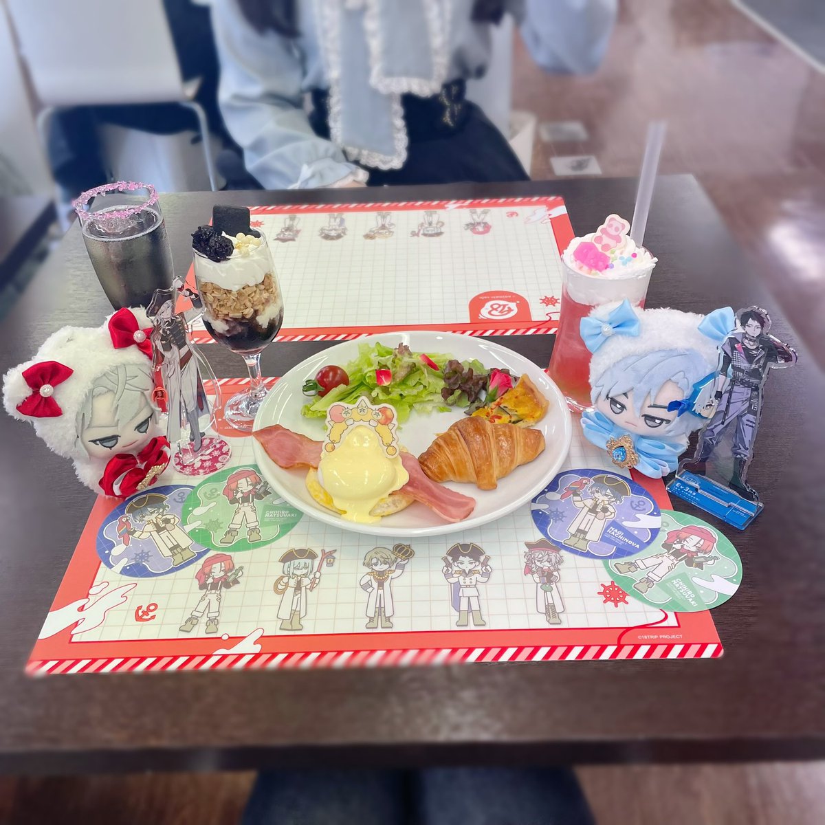 to13_lc's tweet photo. ﾏﾂｨを握りしめてアニカフェ行ってきた(🫵🏻 ᴖ ̫ ᴖ)♡ https://t.co/iWQQysrTGC