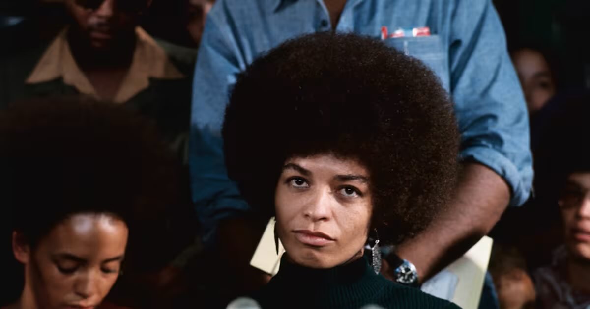 queenie4rmnola's tweet photo. “In a racist society it is not enough to be non-racist, we must be anti-racist.”

Angela Y. Davis https://t.co/ru7OrjsObF