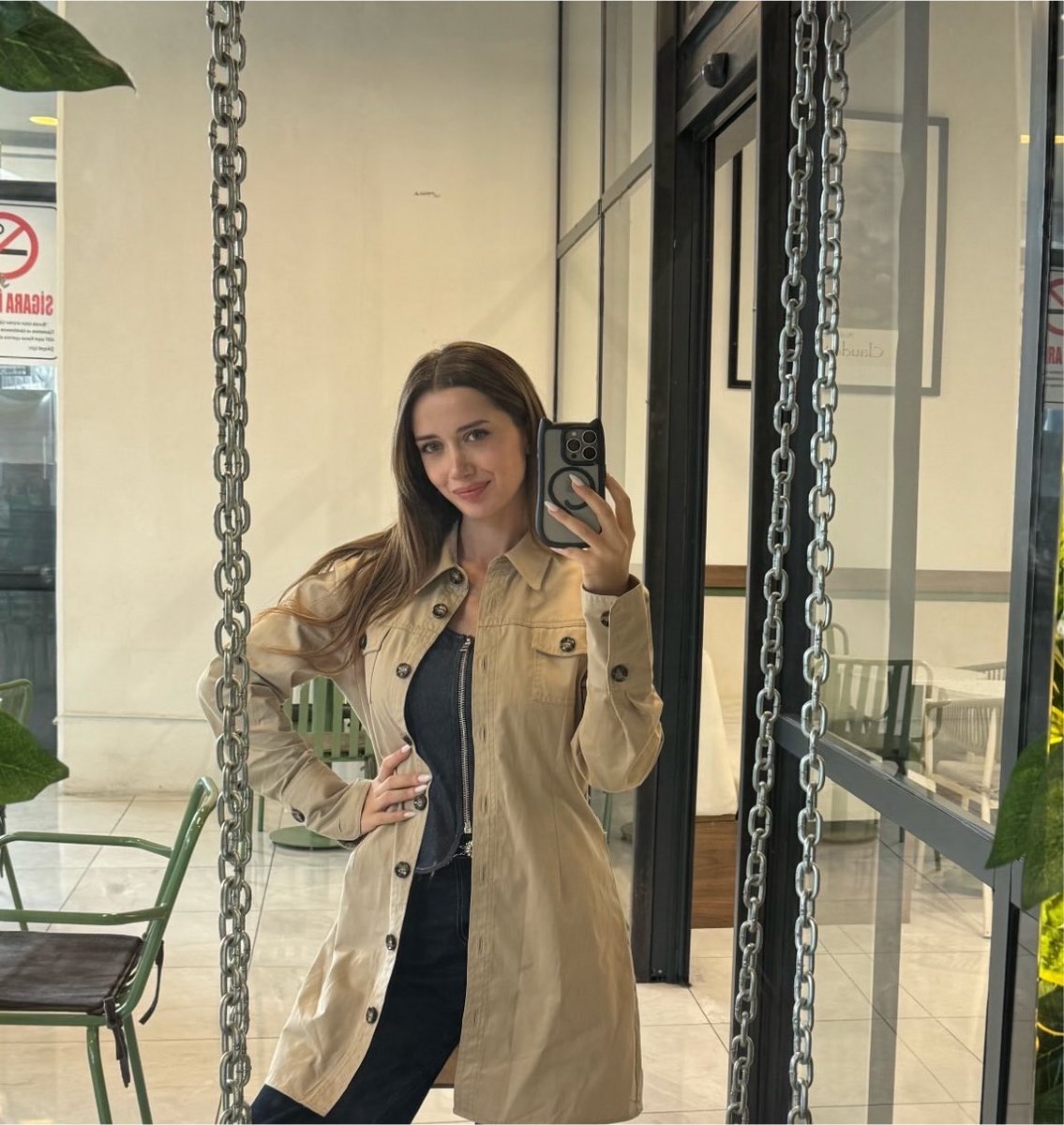ilsu_media's tweet photo. Bazıları güzel görünür, bazıları ise bulunduğu her yeri güzelleştirir.🦋🧚‍♀️

#İlsuDemirci ☆ #Arafta https://t.co/tC2Zy4IwMi